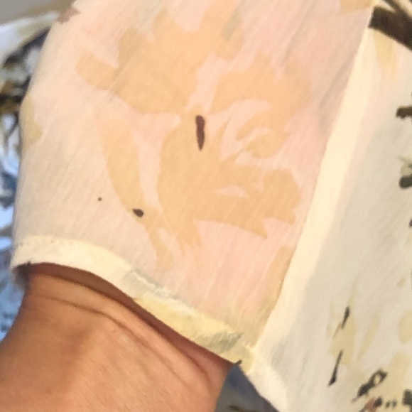 Jules & Leopold Sheer Floral Print Blouse - Picture 5 of 7